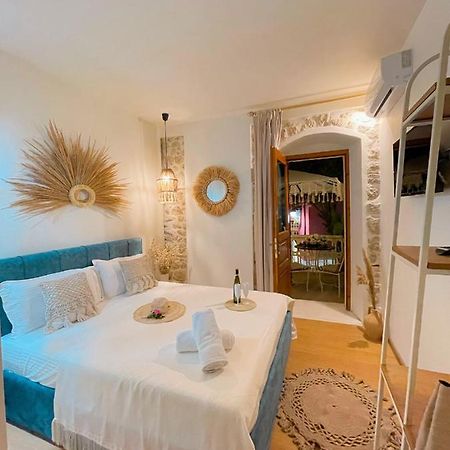 Bohemian Boutique Suites Vlora Kültér fotó